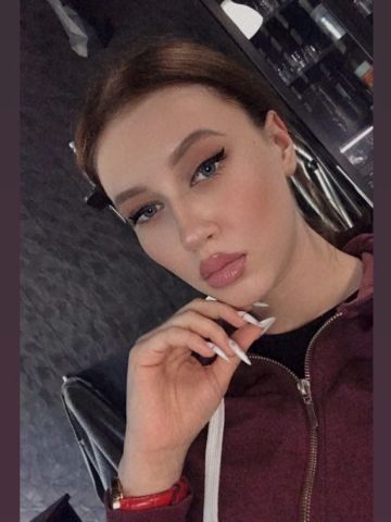 Одетта Яркая Блондинка фото 2